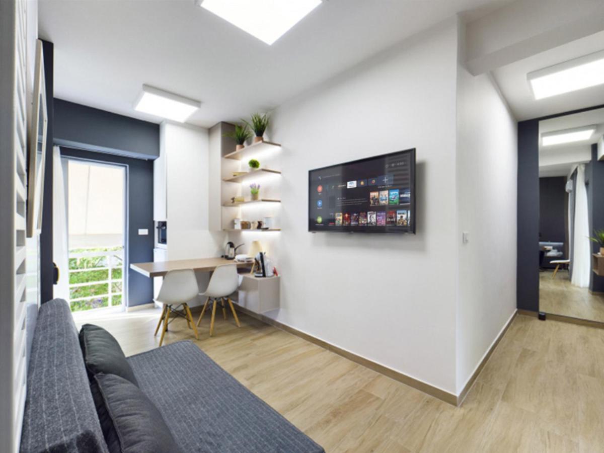 Feel Good Vibes - Apt Suite Атина Екстериор снимка